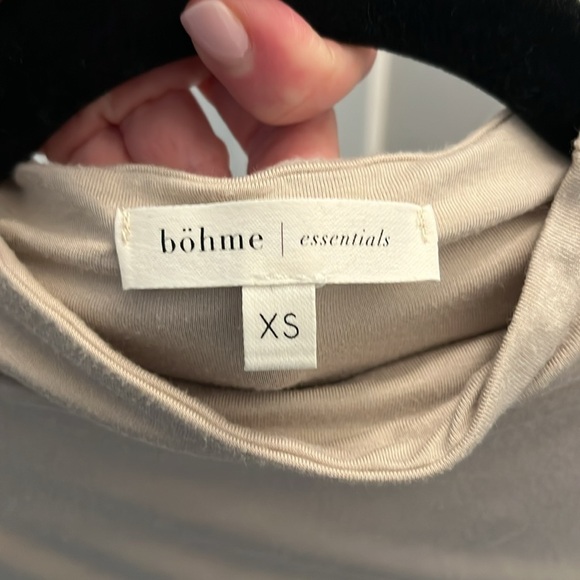 Bohme essentials cold shoulder long sleeve top - Picture 3 of 3